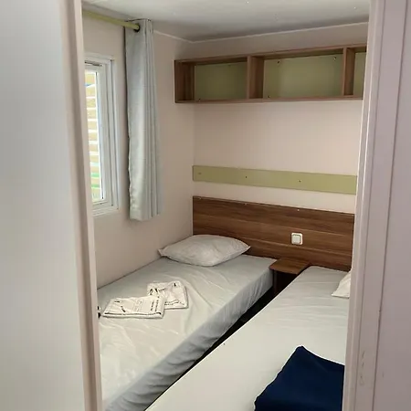 Le Marie Elodie85 * Angles (Vendee)